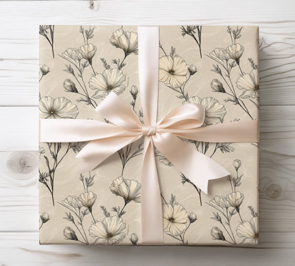 Beautiful ink-drawn botanical designs create a natural and artistic look, perfect for stylish gift wrapping.