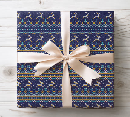 Stavorn – Nordic Blue Knitted Reindeer Wrapping Paper with Festive Patterns