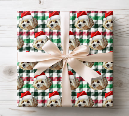 Make Christmas special with PlaidPaws Evergreen, a custom wrapping paper featuring your dog in festive plaid. Perfect for pet lovers’ holiday gifts. 