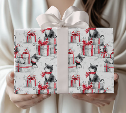 Jollypaws – Festive Cats with Presents Christmas Wrapping Paper
