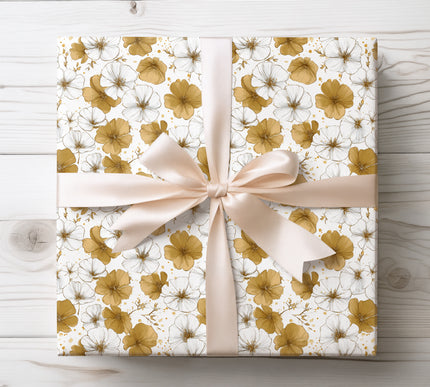 Elegant gold foil floral seamless white wrapping paper 