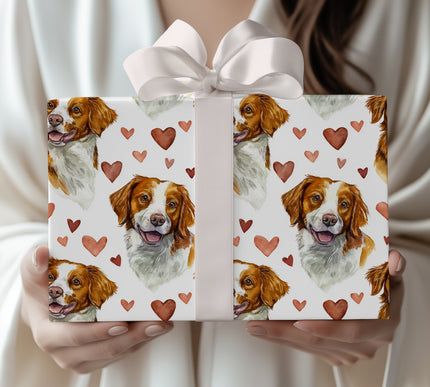 Fieldheart Delight – Brittany Dog Love Hearts wrapping paper