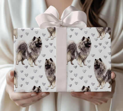 Silverplume – Keeshond Love Pattern wrapping paper