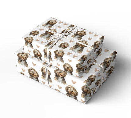 Willowfur Embrace – Otterhound love wrapping paper