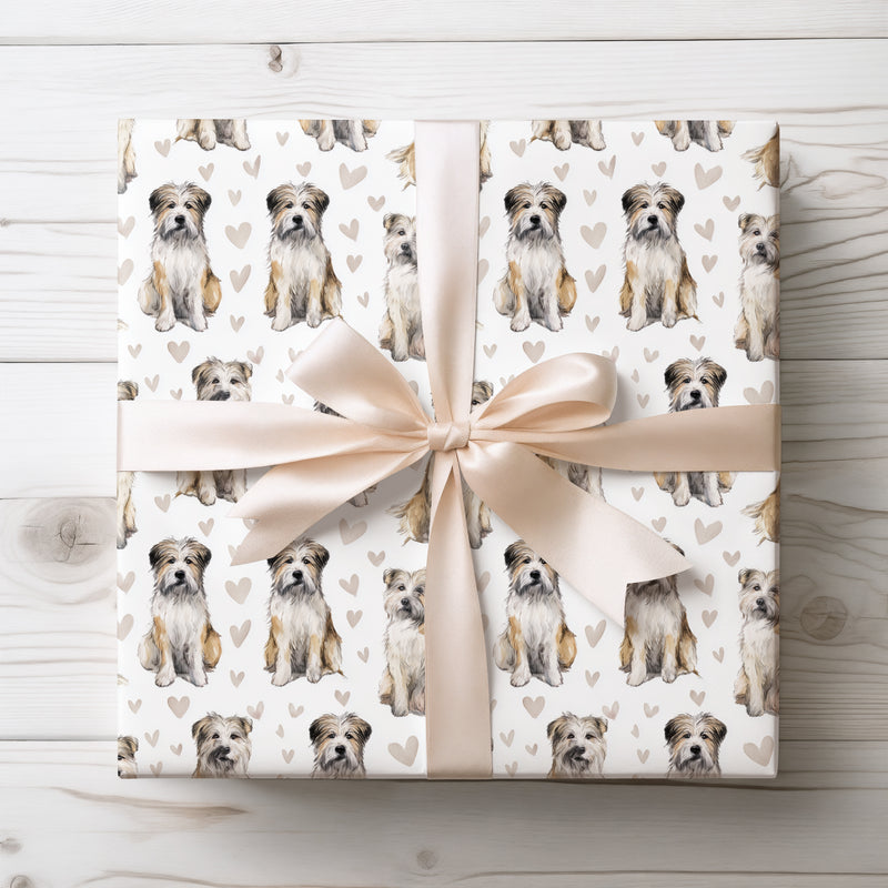Heartbound Wanderer – Pyrenean Shepherd Love Hearts wrapping paper