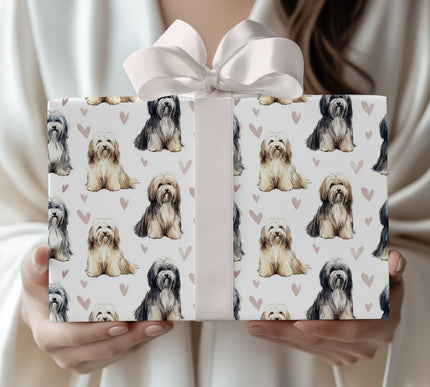 Silkheart Vale – Löwchen Love Pattern wrapping paper